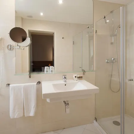 توريم ريستورادوريس 3* Lisboa